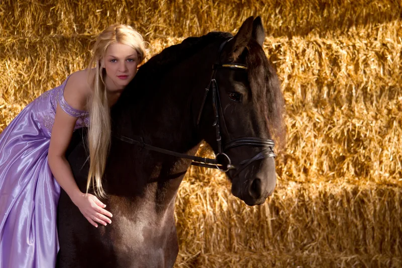 Weitere Aufnahme aus dem Editorial-Shoot mit dem Pferd