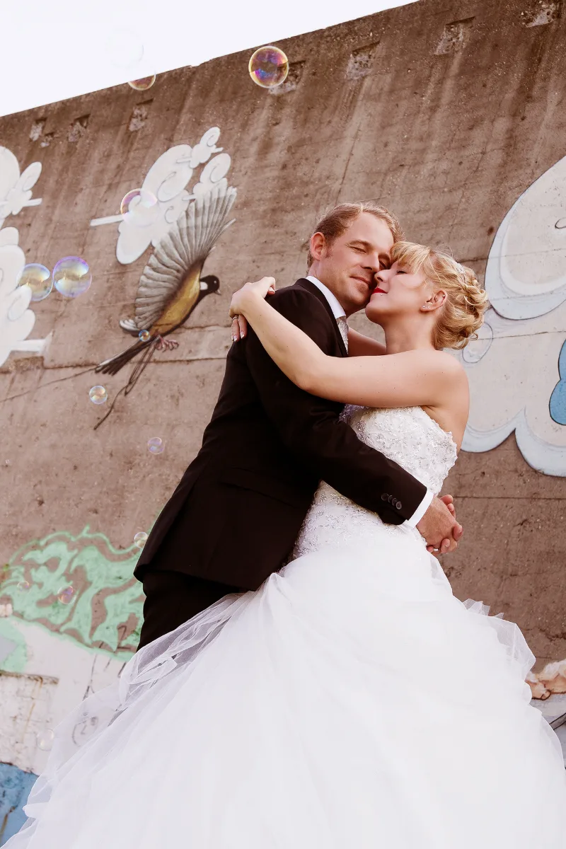 Hochzeitsmoment am Strand